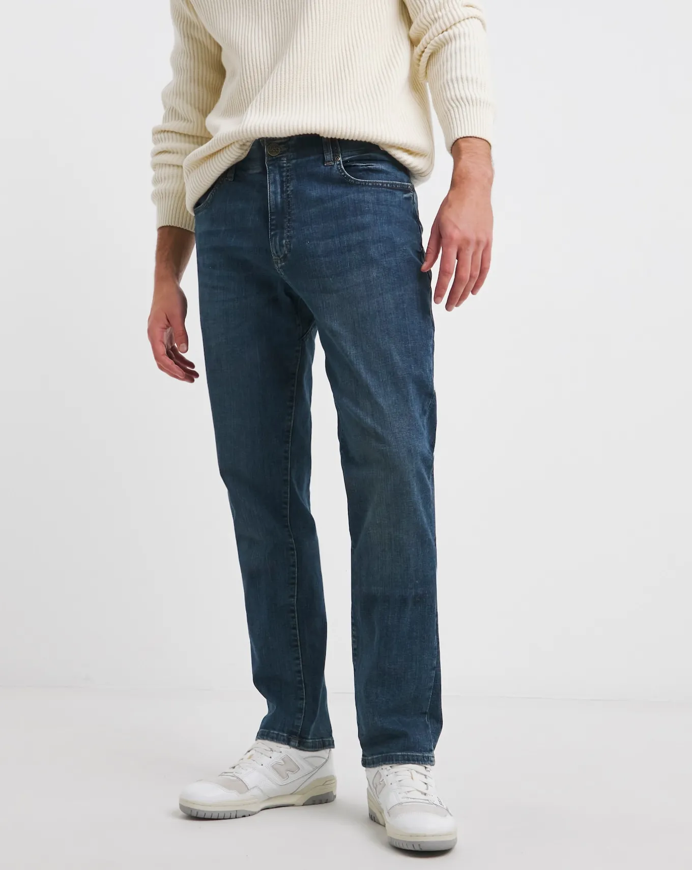 Lee Extreme Motion Straight Fit Jean- Straight | Jeans