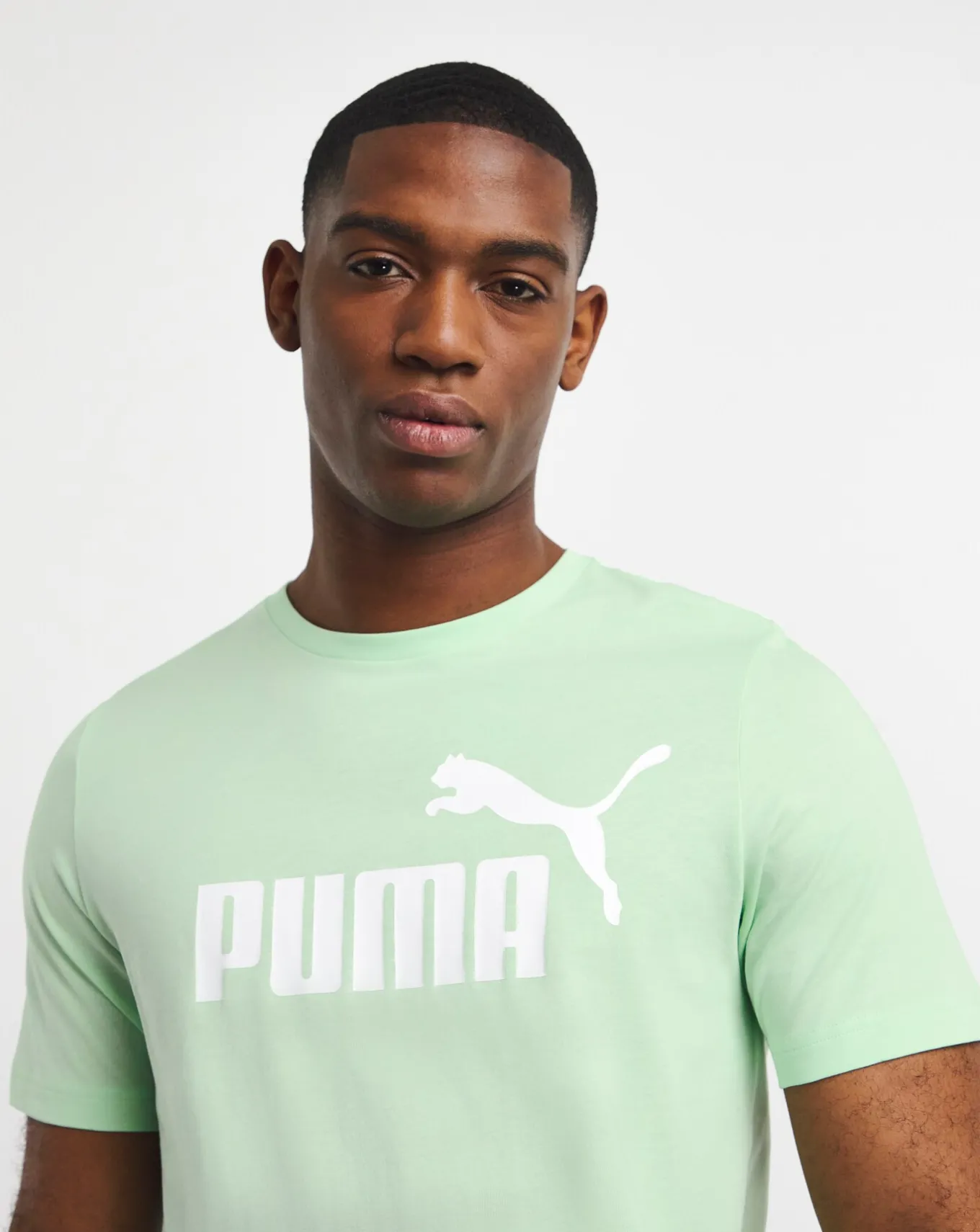 Puma Essentials Logo T-Shirt- T-shirts & Vests