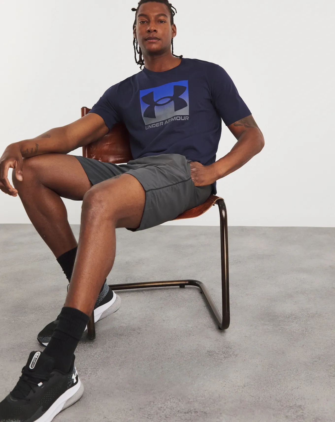 Under Armour Boxed Logo Short Sleeve T-Shirt- T-shirts & Vests | T-shirts & Vests