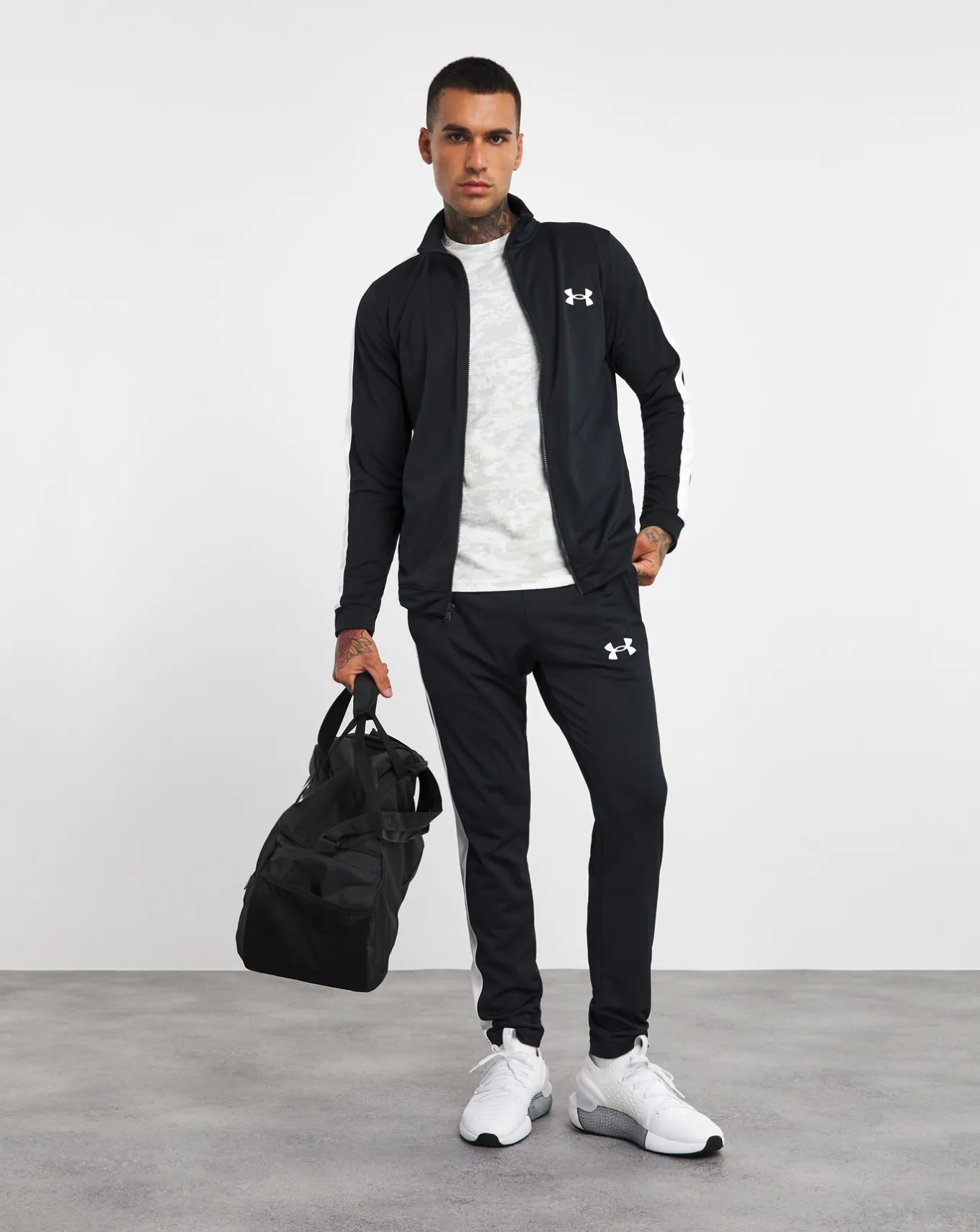 Under Armour EMEA Tracksuit- Trainers | Track Pants