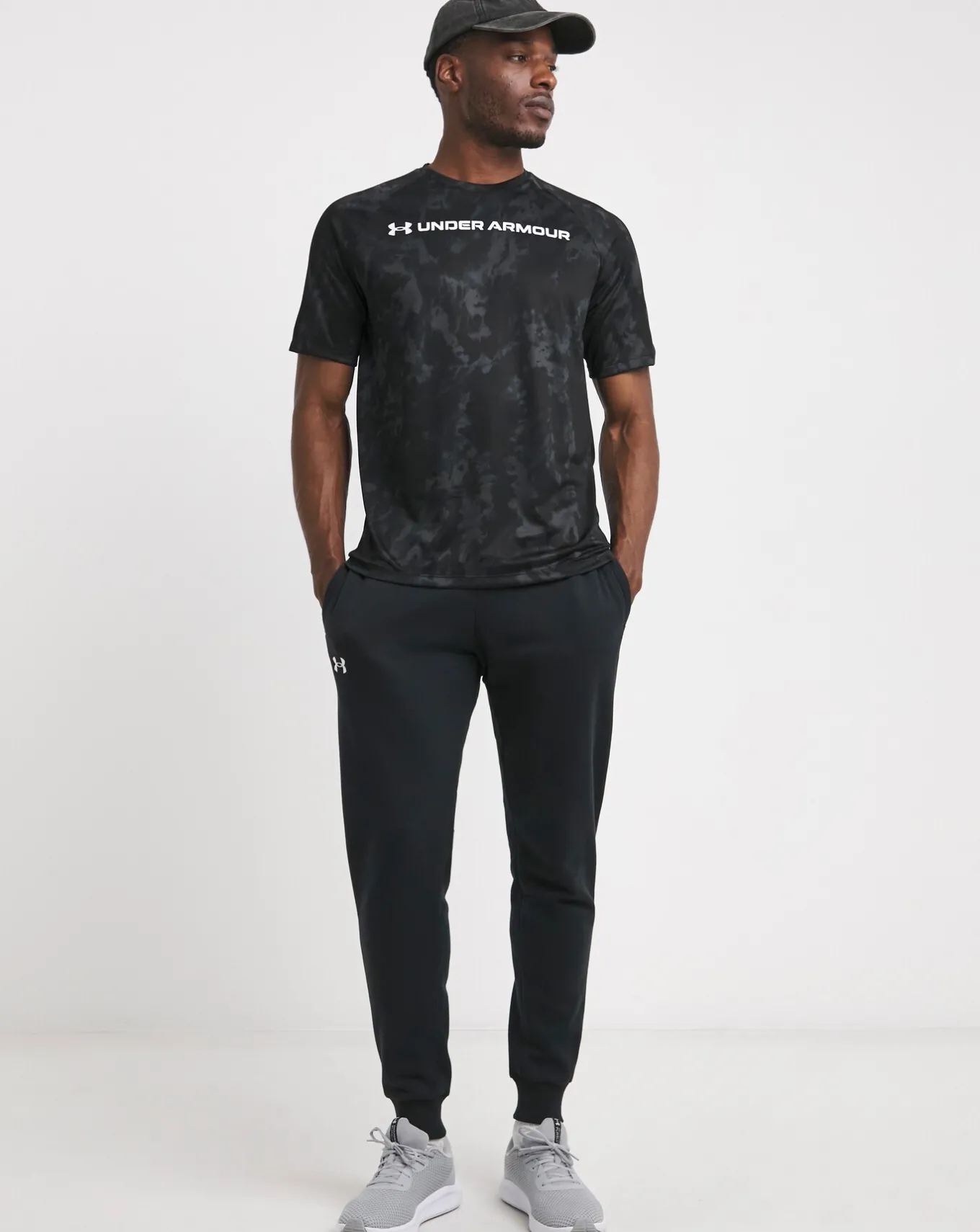 Under Armour Tech ABC Camo T-Shirt- Trainers | Track Pants